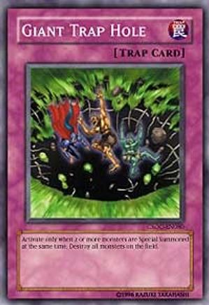 Giant Trap Hole - CSOC-EN080 - Common