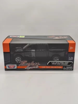 2019 RAM 1500 CREW CAB LARAMIE 1/24 1/27